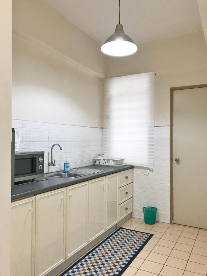 Port Dickson Glory Beach Resort Apartment 5Pax 3Br Exterior foto